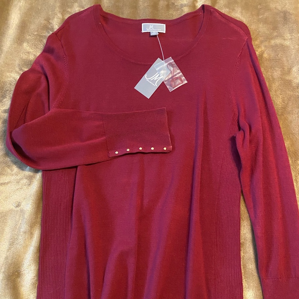 NWT JM Collection Sweater with cute sleeve detail